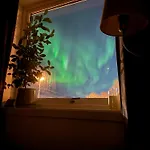 公寓 Northern Lights Midtgaard, Kvaloya Modern 2br, Free Parking