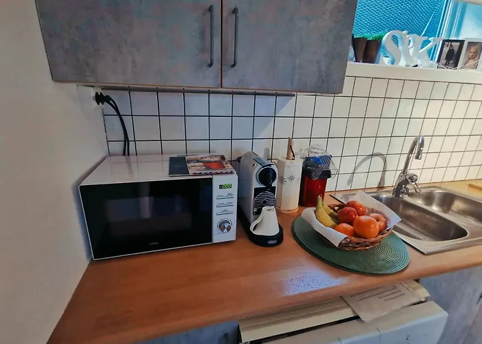 Northern Lights Midtgaard, Kvaloya Modern 2br, Free Parking Апартаменты *