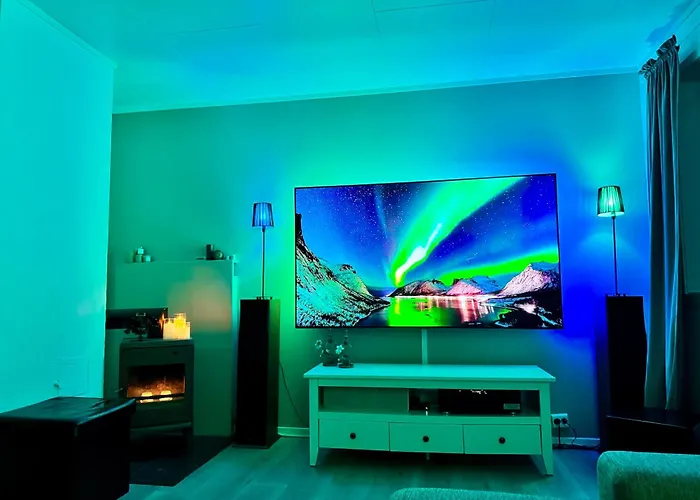 Апартаменты Northern Lights Midtgaard, Kvaloya Modern 2br, Free Parking