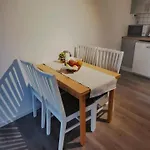 Northern Lights Midtgaard, Kvaloya Modern 2br, Free Parking